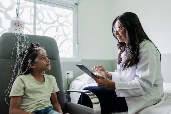 EB-2 NIW Case Study: Pediatric Neurologist Approved Without an RFE
